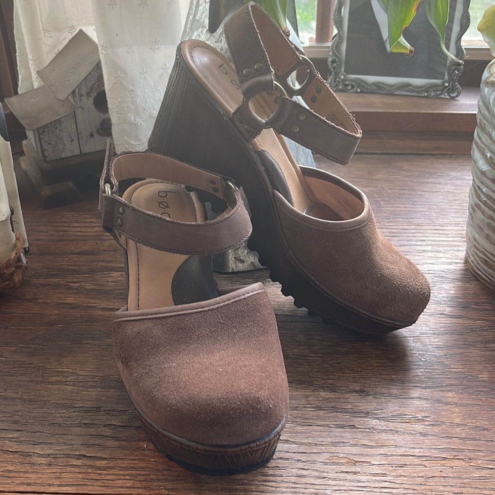 Platform clog shoes